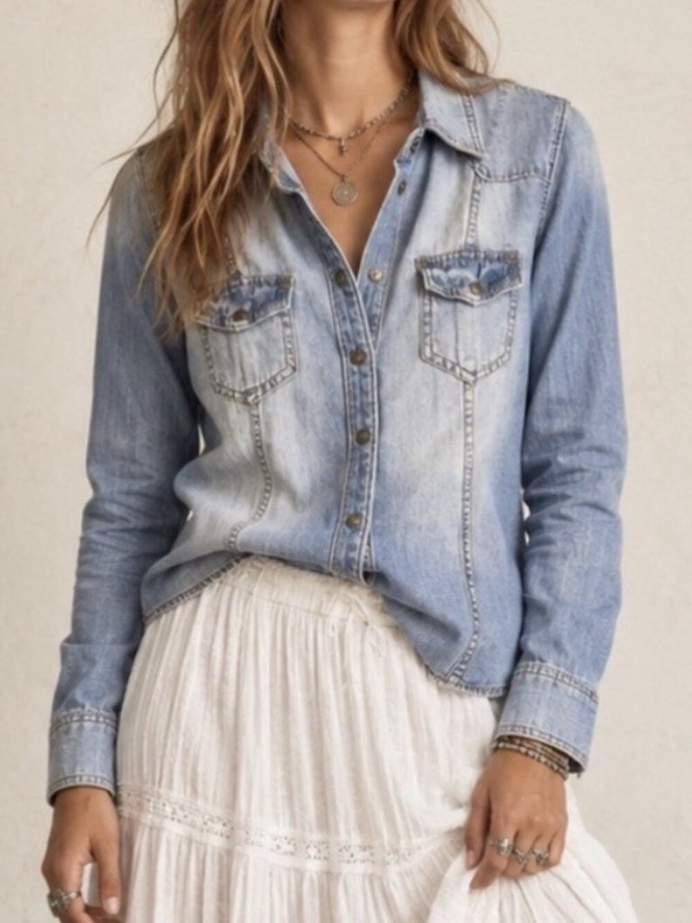 NWOT GUESS Denim Chambray Western Cowgirl Shirt Snap Button Size SMALL Womens